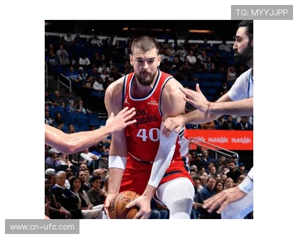 魔术凭借团队防守与主场优势击退快船