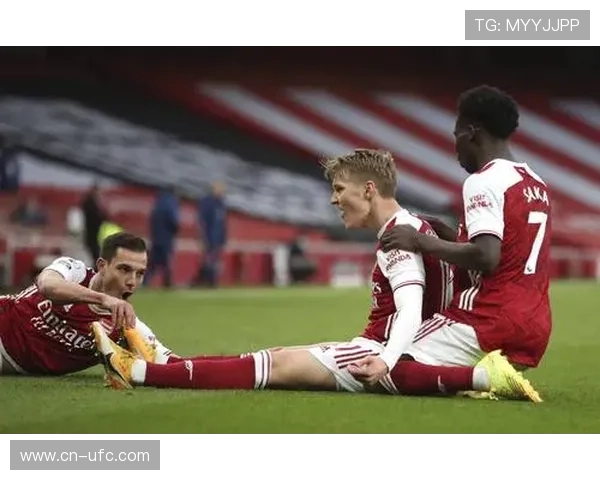 阿森纳4-1热刺赢北伦敦德比,埃泽帽子戏法助枪手6分领跑